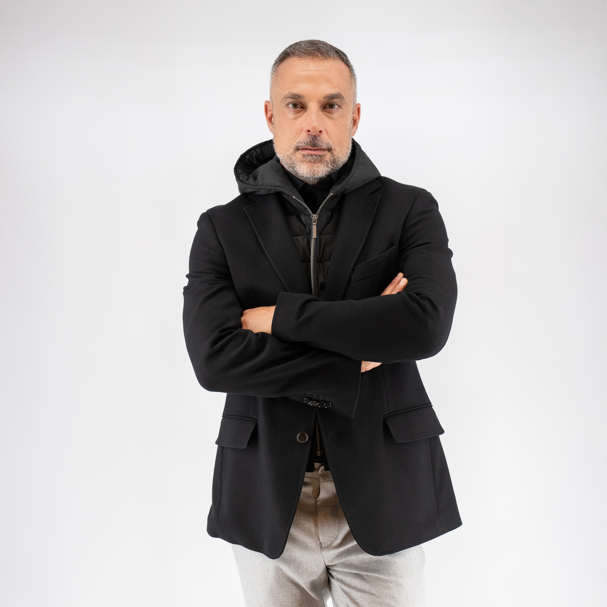 Σακάκι Guy Laroche μαύρο με αποσπώμενη κουκούλα fit line GLEW23003_10121K_F_10 - Image 2