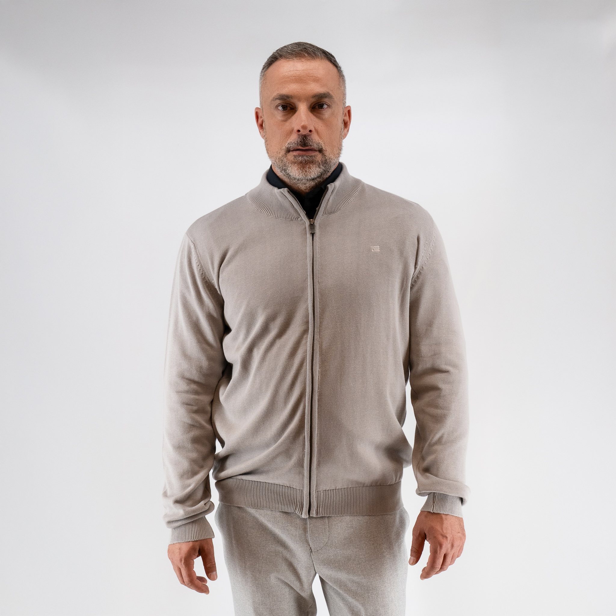 Ζακέτα βαμβακερή με φερμουάρ Guy Laroche γκρι αρζάν comfort fit GLEW27005_10