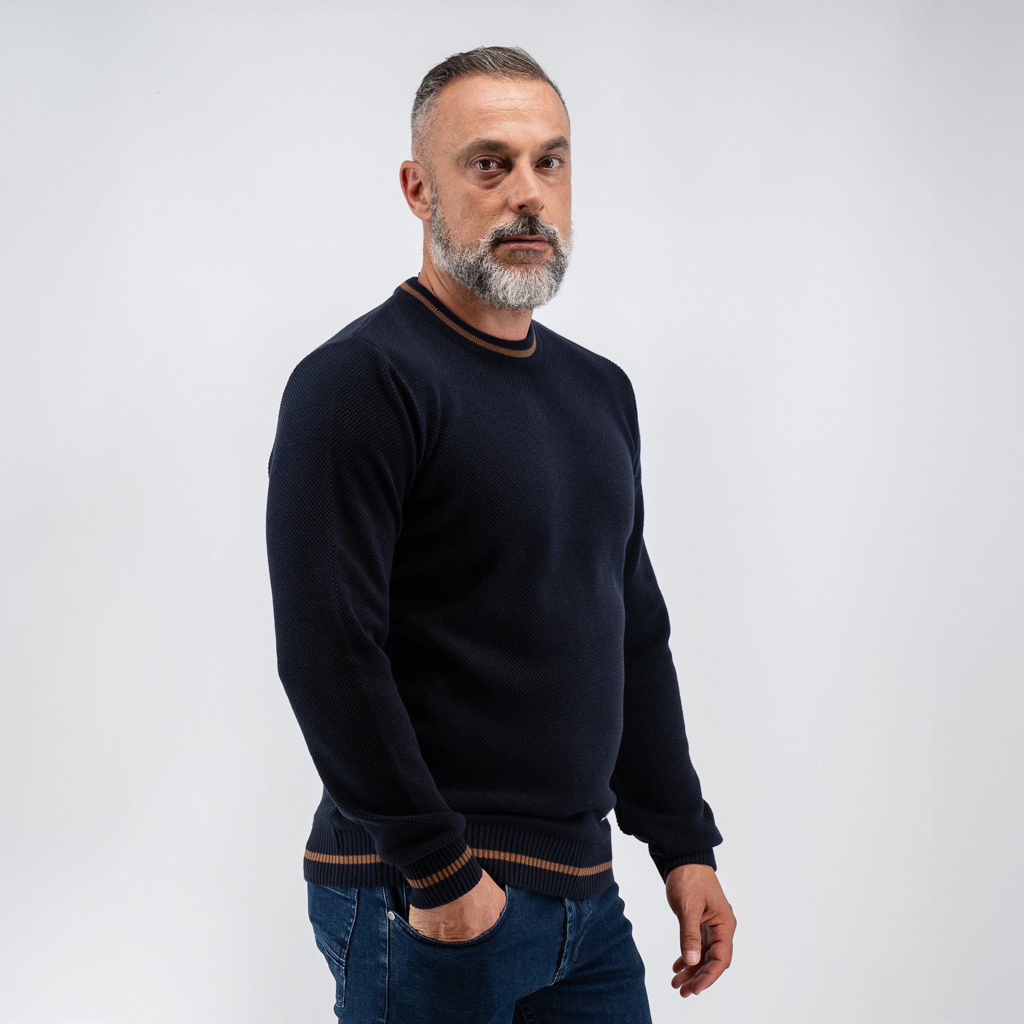 Πλεκτή λαιμόκοψη Guy Laroche μπλε σκούρη regular fit GLEW27212_2 - Image 2