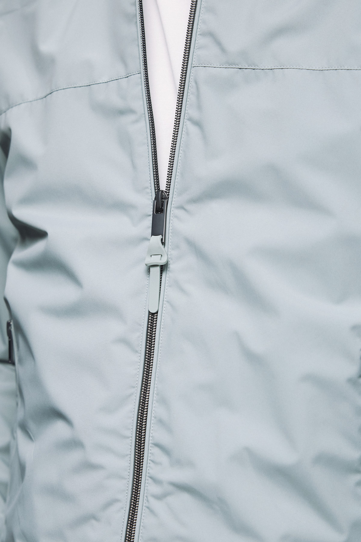 Μπουφάν καλοκαιρινό με λάστιχο Guy Laroche στο χρώμα της μέντας regular fit GLES41359_05 - Image 12